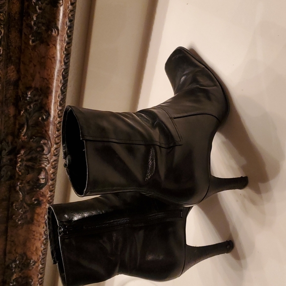 Nine West Shoes - Nine West urban heeled booties